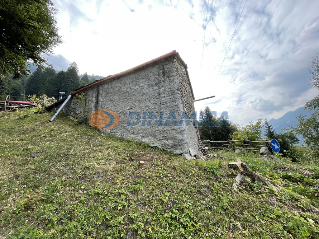 72228893-86fc-4da8-9abe-c31652723b40 ALBAREDO PER SAN MARCO PROPONIAMO BAITA DI MONTAGNA