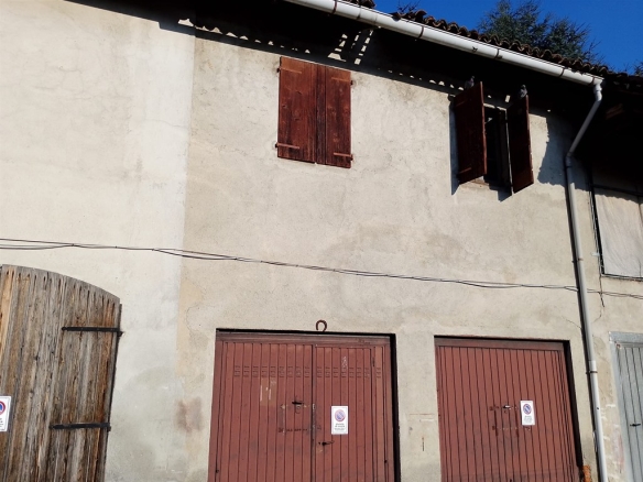 RUSTICI SU 2  LIVELLI DI 120MQ