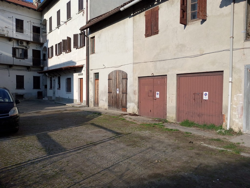 9b3ca5a4-2cea-48a2-b606-0123faed4794 RUSTICI SU 2 LIVELLI DI 120MQ