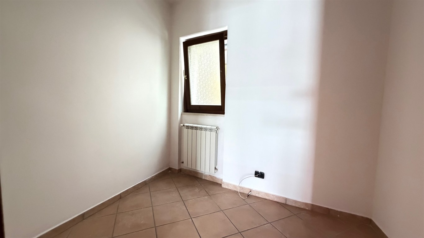 ce48cd07-cdaf-46cc-ae02-f2d971dd7361 Appartamento – Zona La Stella
